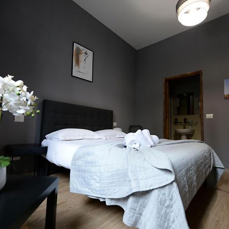 Palazzo Oliveto Bed & Breakfast Florence Exterior photo